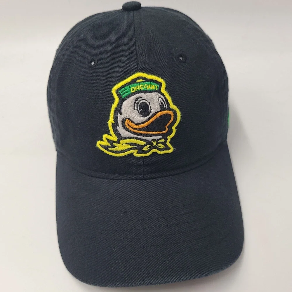 Oregon Ducks Hat Strapback Zephyr Black NCAA University Puddles Mascot Logo Men